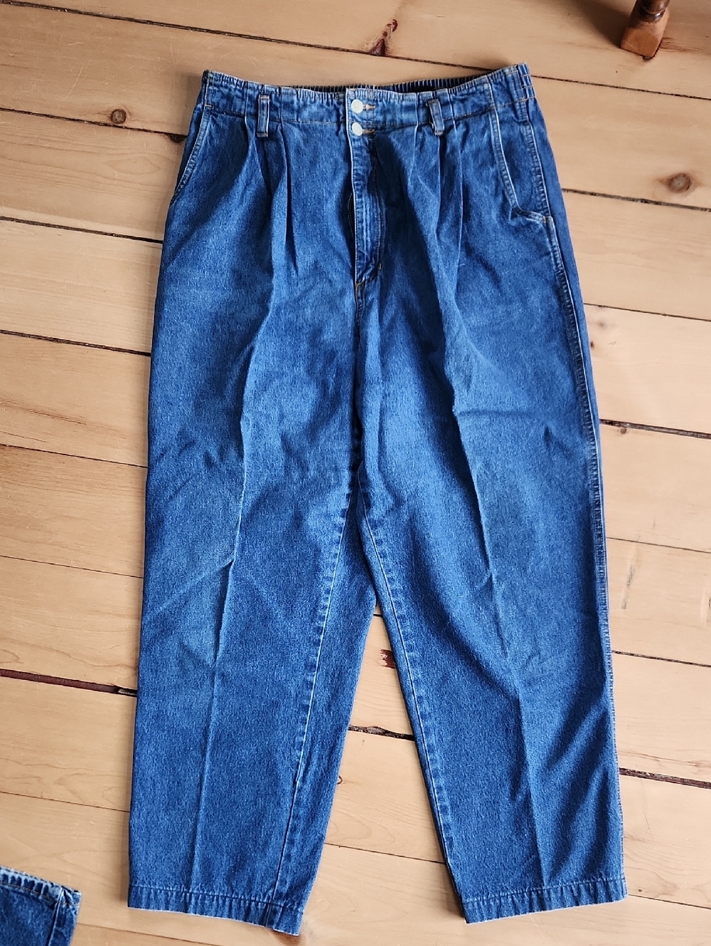 Vintage Eddie Bauer Blue Denim Jeans with Contrast Stitching